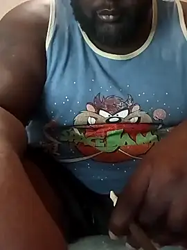 Snapshot of biggreen850 chatting on 12/29/24, 03:00 biggreen850 online show from 12/29/24, 03:00