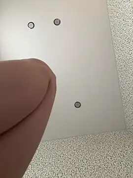 Snapshot of Lisaaan chatting on 02/02/25, 12:02 Lisaaan online show from 02/02/25, 12:02