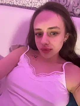 Snapshot of Lisaaan chatting on 10/25/25, 07:08 Lisaaan online show from 10/25/25, 07:08