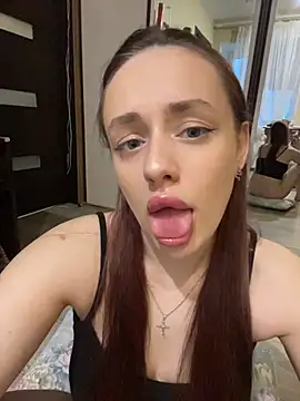 Lisaaan online show from 04/12/26, 04:12