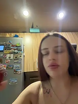 Lisaaan online show from 07/03/26, 12:44