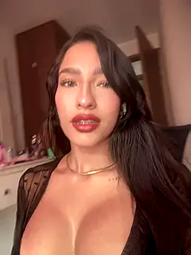 DulceLenns online show from 11/07/25, 06:19