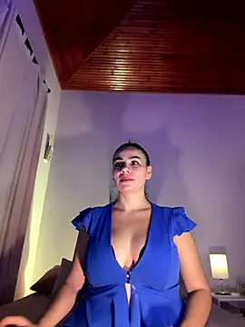 Snapshot of MeganDupont chatting on 12/03/24, 11:57 MeganDupont online show from 12/03/24, 11:57