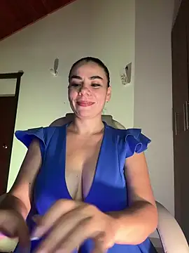 Snapshot of MeganDupont chatting on 02/01/25, 12:51 MeganDupont online show from 02/01/25, 12:51