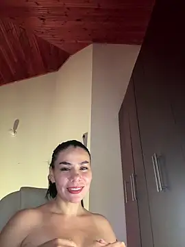 Snapshot of MeganDupont chatting on 03/02/25, 02:08 MeganDupont online show from 03/02/25, 02:08