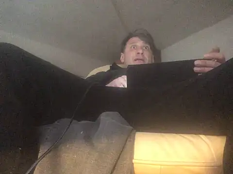 Snapshot of translove chatting on 03/21/25, 05:43 translove online show from 03/21/25, 05:43