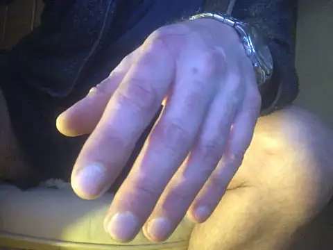 Snapshot of translove chatting on 03/22/25, 08:15 translove online show from 03/22/25, 08:15