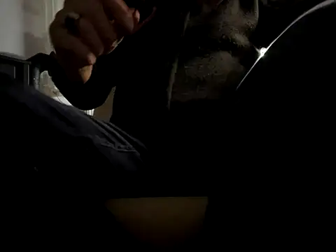 Snapshot of translove chatting on 11/08/25, 07:01 translove online show from 11/08/25, 07:01