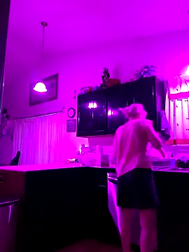 ScarletCallings420 online show from 11/09/25, 05:22