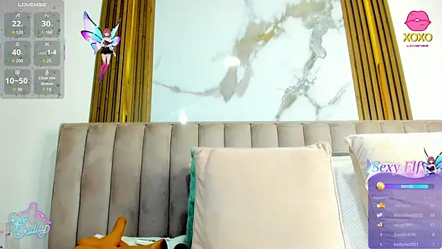 Snapshot of CristinSexy chatting on 02/25/26, 10:47 CristinSexy online show from 02/25/26, 10:47