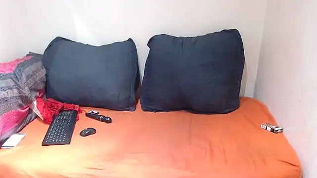 xGIANTEBONY30x online show from 11/21/25, 05:39