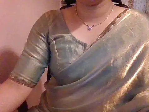 Pinky 4 online show from 05/18/26, 06:19