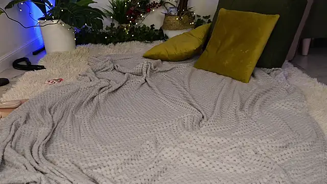 Snapshot of ScarletBlaze chatting on 01/11/25, 09:15 ScarletBlaze online show from 01/11/25, 09:15