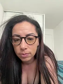 kymii online show from 04/16/26, 01:01