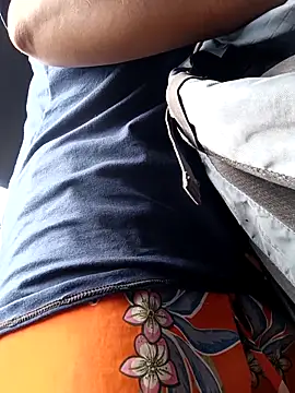 Simone Miller online show from 03/05/25, 01:39