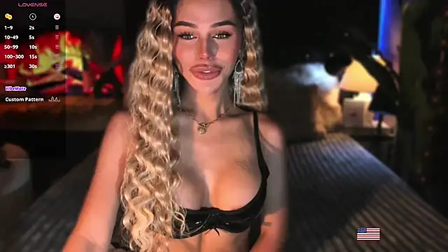 webcumgodess online show from 11/15/25, 04:14