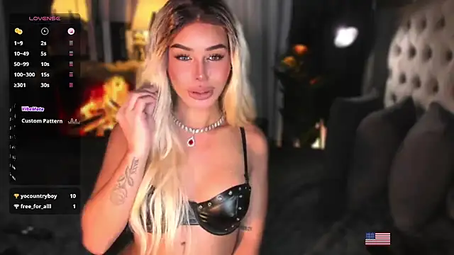 Snapshot of webcumgodess chatting on 03/16/26, 05:39 webcumgodess online show from 03/16/26, 05:39