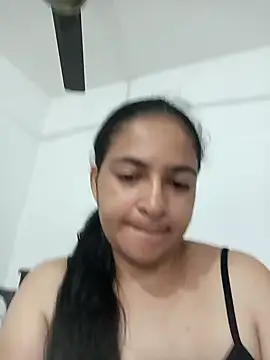 Snapshot of kathe_hot chatting on 01/03/25, 12:08 kathe hot online show from 01/03/25, 12:08