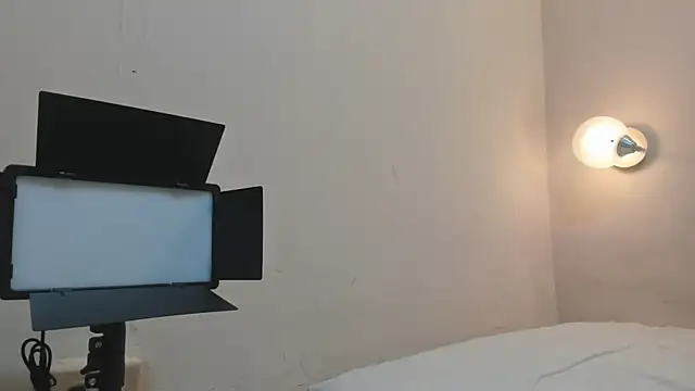 kathe hot online show from 07/04/26, 09:21