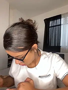 trianawhite online show from 12/01/24, 06:19