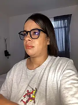 trianawhite online show from 12/14/24, 03:25