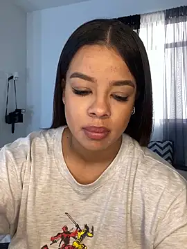 trianawhite online show from 01/08/25, 06:52