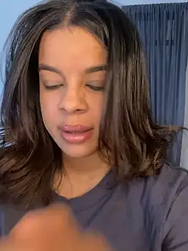 trianawhite online show from 03/03/25, 09:59