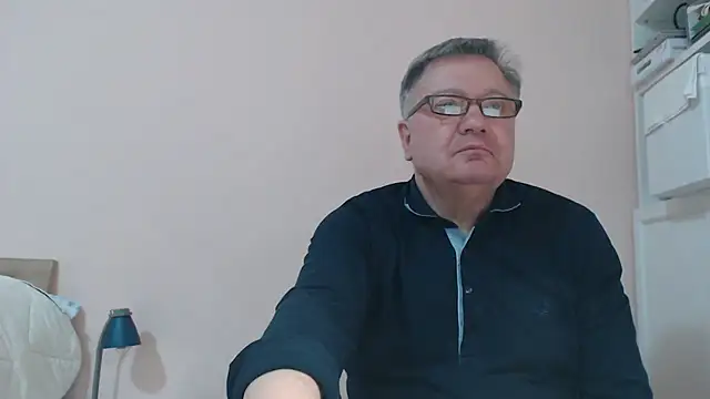 Snapshot of YOU6me chatting on 03/03/25, 05:50 YOU6me online show from 03/03/25, 05:50