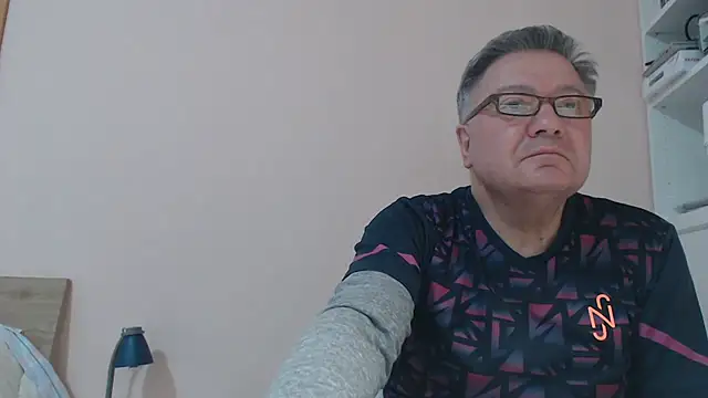 Snapshot of YOU6me chatting on 03/05/25, 04:35 YOU6me online show from 03/05/25, 04:35