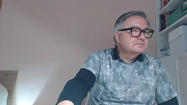 YOU6me online show from 02/01/26, 04:05