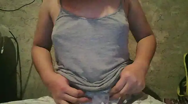 Beatrice143 online show from 01/31/25, 09:26