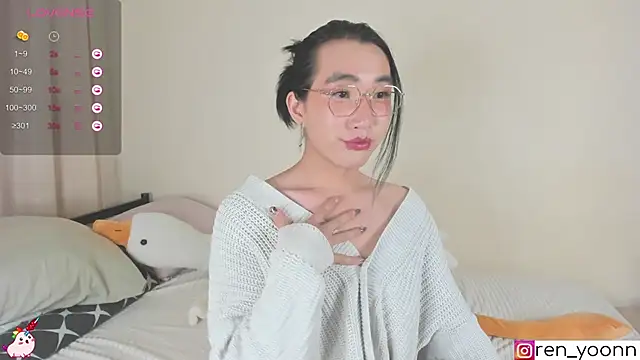 Snapshot of Ren_yoon chatting on 09/14/25, 11:48 Ren yoon online show from 09/14/25, 11:48