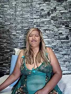 Mammabear 4u online show from 03/09/26, 06:45