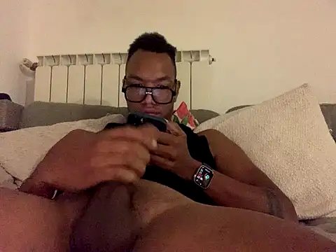 Snapshot of iamrafaelhot chatting on 11/05/25, 05:35 iamrafaelhot online show from 11/05/25, 05:35