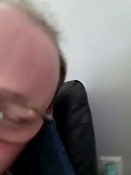 Snapshot of gdawg78 chatting on 03/02/26, 09:32 gdawg78 online show from 03/02/26, 09:32