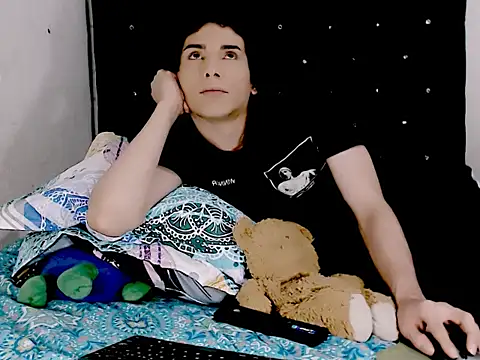 camii extrange online show from 03/13/26, 07:53