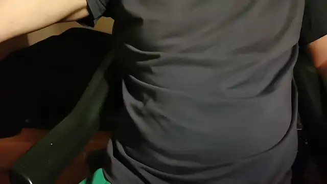 Snapshot of Lucas1andOnly4Girl chatting on 12/14/25, 10:36 Lucas1andOnly4Girl online show from 12/14/25, 10:36