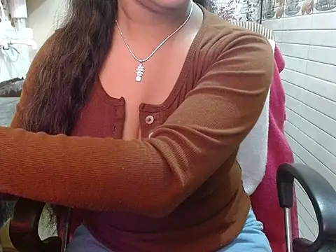 LovingPihu online show from 01/09/26, 05:32