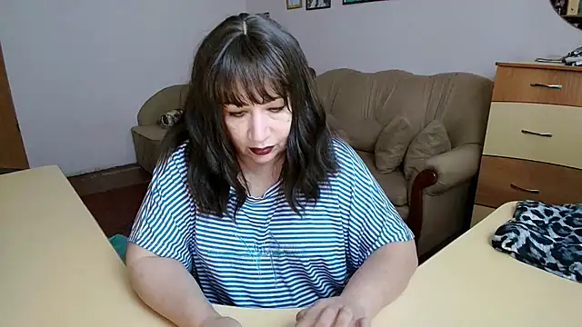 Lucretia Goldi  online show from 10/09/25, 12:25