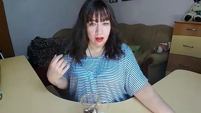 Lucretia Goldi  online show from 02/06/26, 09:29