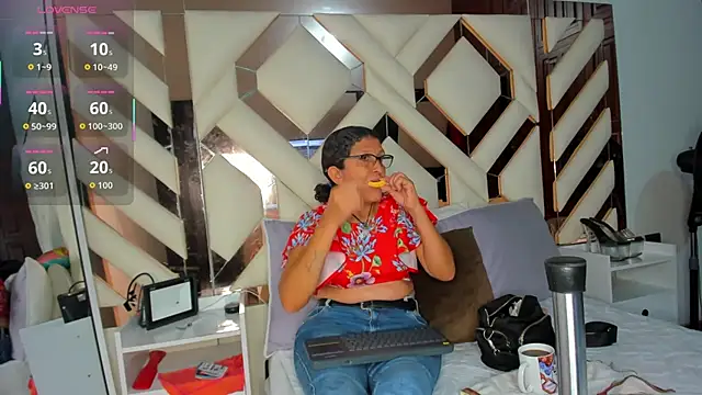 Keyla Milf online show from 12/20/25, 03:46