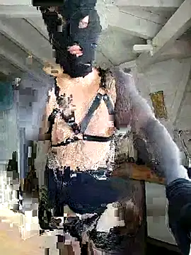 KatiaEnFeu online show from 09/19/25, 03:45