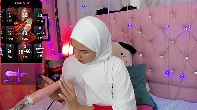 Snapshot of DarshaKhemu chatting on 12/05/24, 12:52 DarshaKhemu online show from 12/05/24, 12:52