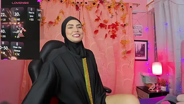 Snapshot of DarshaKhemu chatting on 01/08/25, 08:29 DarshaKhemu online show from 01/08/25, 08:29