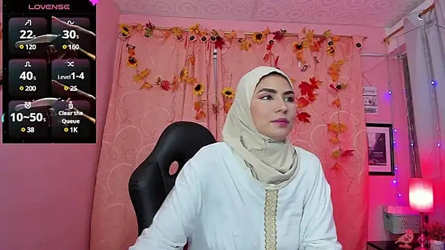 Snapshot of DarshaKhemu chatting on 01/17/25, 09:06 DarshaKhemu online show from 01/17/25, 09:06