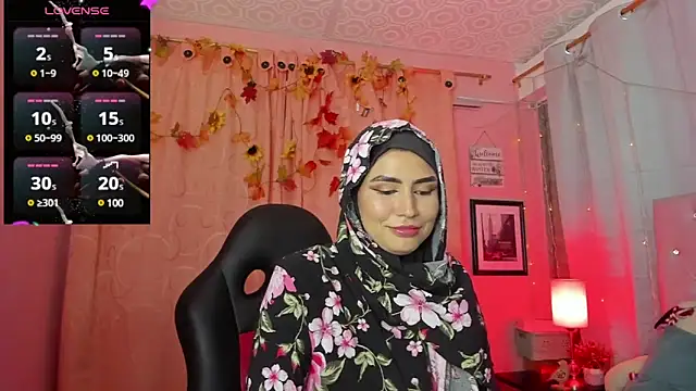 Snapshot of DarshaKhemu chatting on 01/23/25, 11:58 DarshaKhemu online show from 01/23/25, 11:58