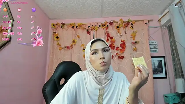 DarshaKhemu online show from 12/19/25, 09:22