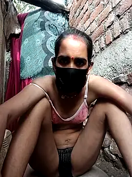 Snapshot of Mohni_Das chatting on 07/14/26, 02:27 Mohni Das online show from 07/14/26, 02:27