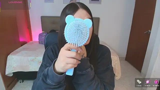 Miley Baker online show from 03/31/26, 02:17