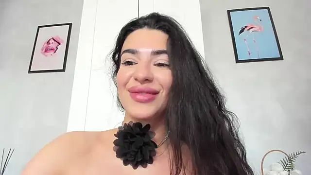 Naila18 online show from 03/07/25, 10:13